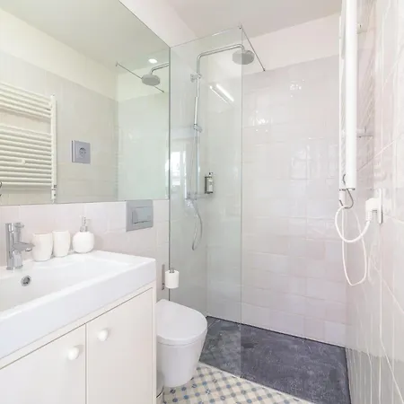 Apartamento With Balcony
