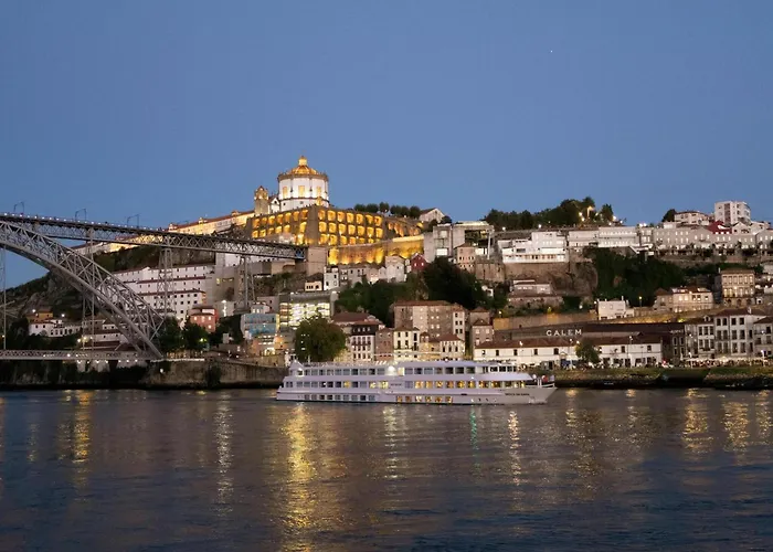 アパート With Balcony *