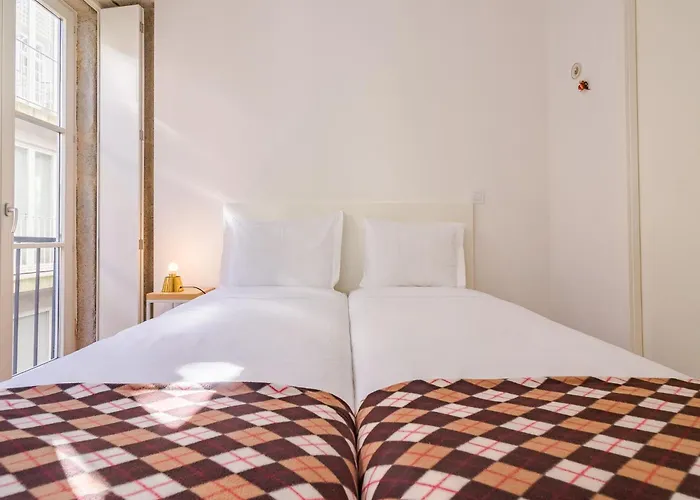 With Balcony Διαμέρισμα