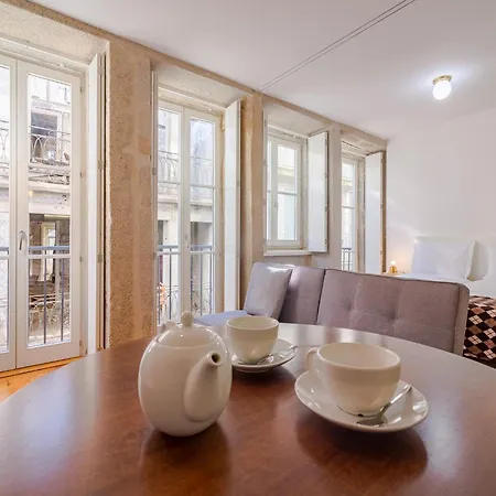 With Balcony Apartment *